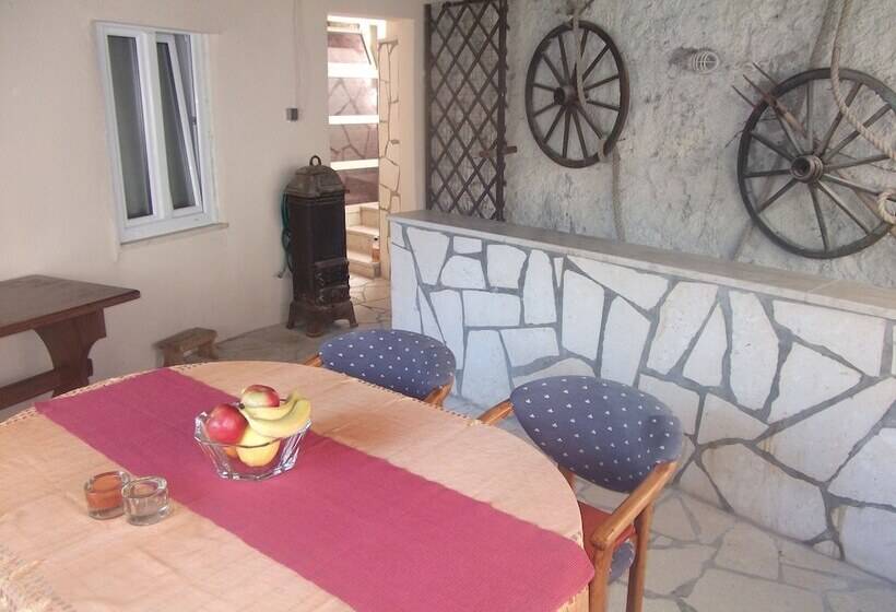 סטודיו סטנדרט עם מרפסת, Apartments Abjanic