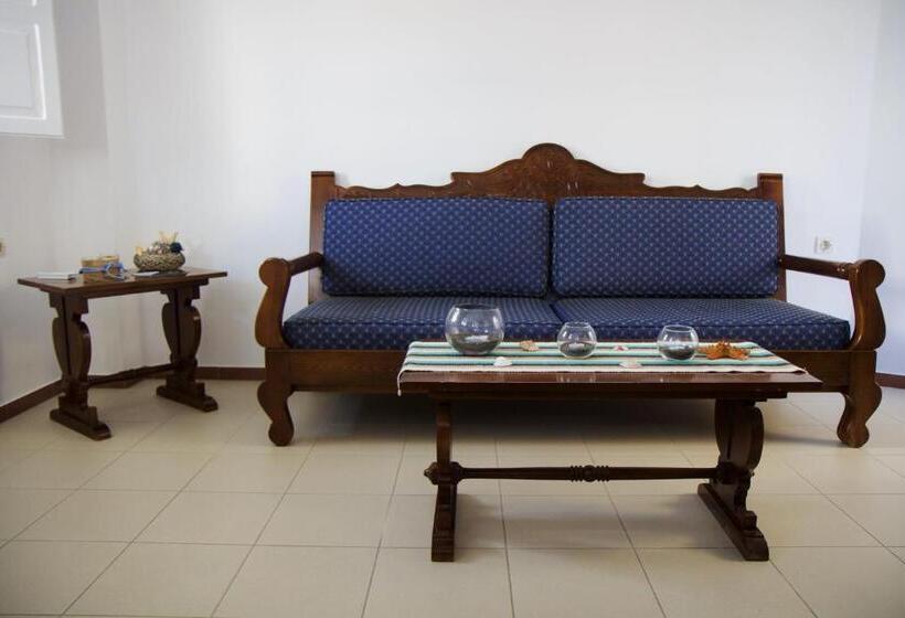 Appartement 1 Chambre avec Vues, Cultural House