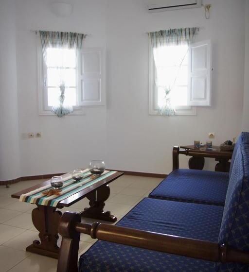 Appartement 1 Chambre Vue Mer, Cultural House