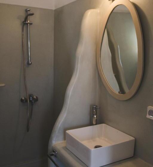 Appartement 1 Chambre Vue Mer, Cultural House