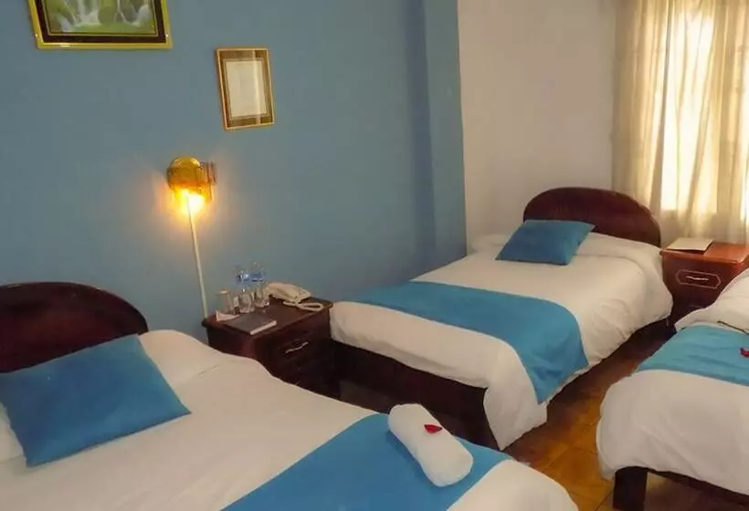 اتاق استاندارد سه نفره, Master's Suite