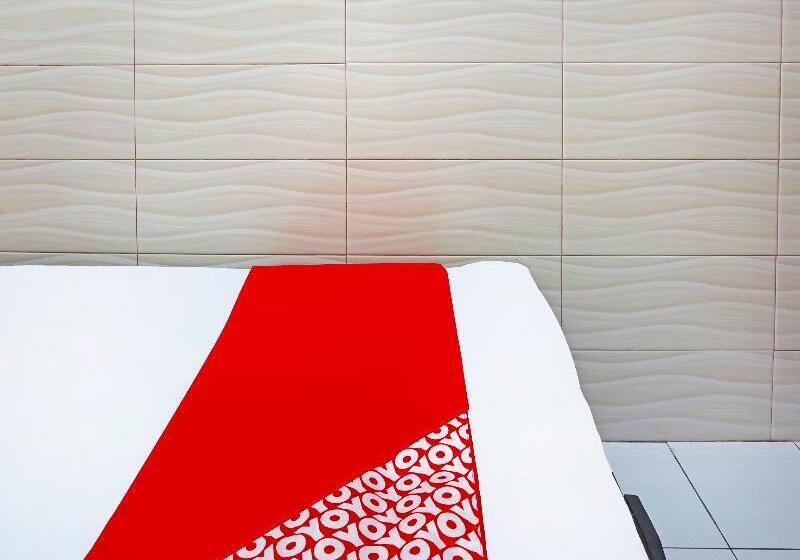 חדר דלוקס, Capa Maumere