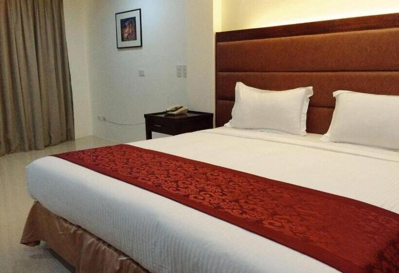 סוויטה, Chinatown Lai Lai Hotel Inc