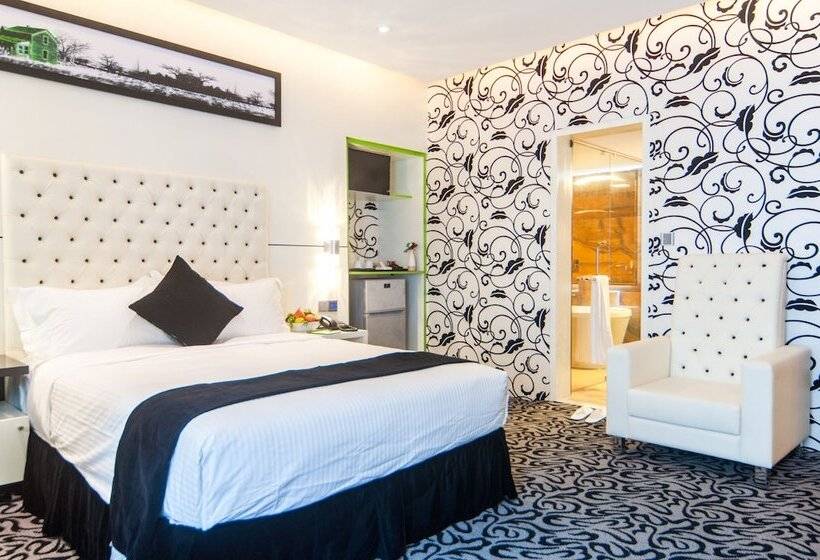 Superior-huone, Executive Inn