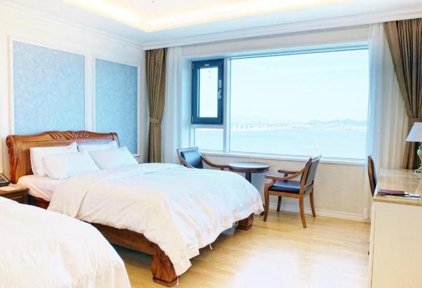 Номер Deluxe, Fontana Beach