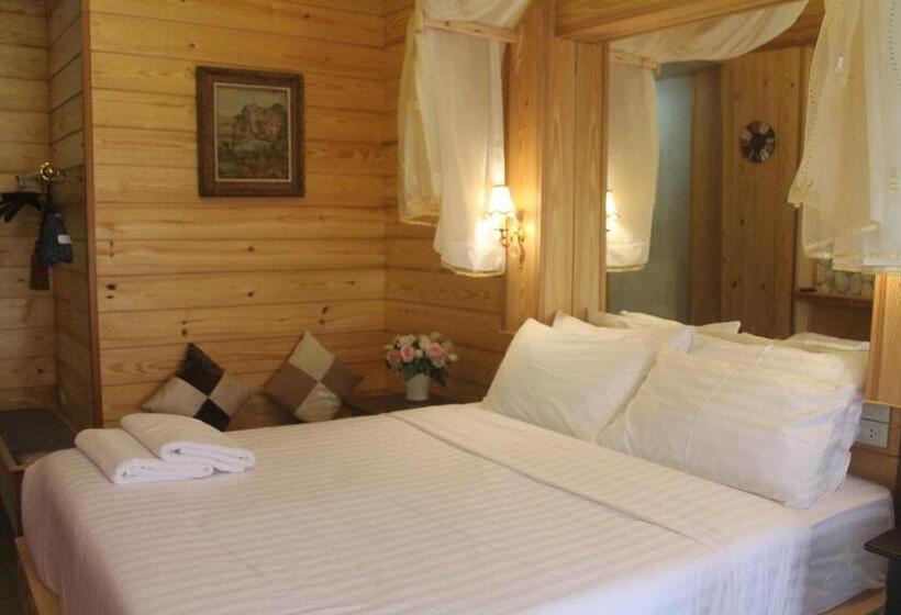 발코니 디럭스 룸, Huen Chan Thip