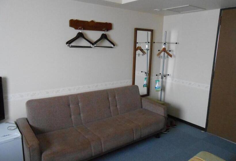 חדר סטנדרט, Terminal Art Inn