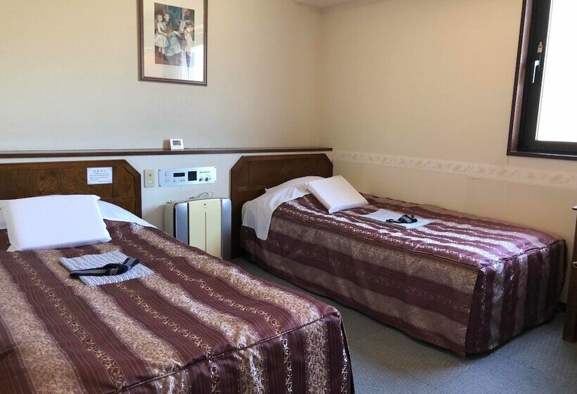 חדר סטנדרט, Terminal Art Inn