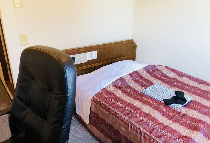 חדר סטנדרט יחיד, Terminal Art Inn