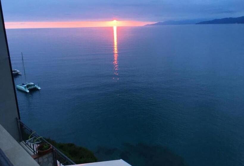 带海景的标准房, Palinuro