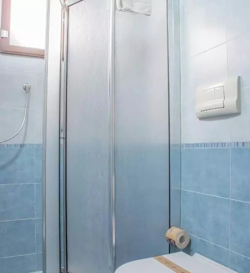 اتاق اکونومی, Porta Delle Botteghelle