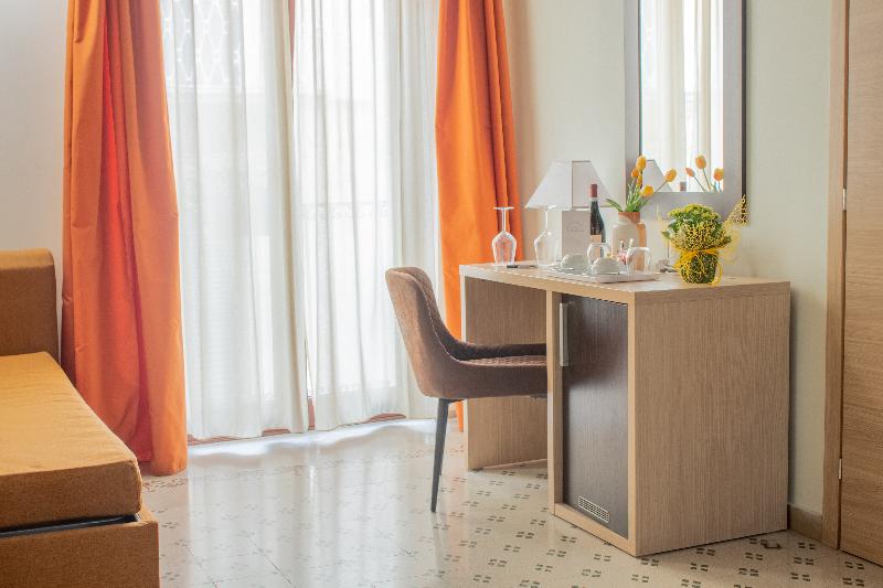 标准三人间, Porta Delle Botteghelle