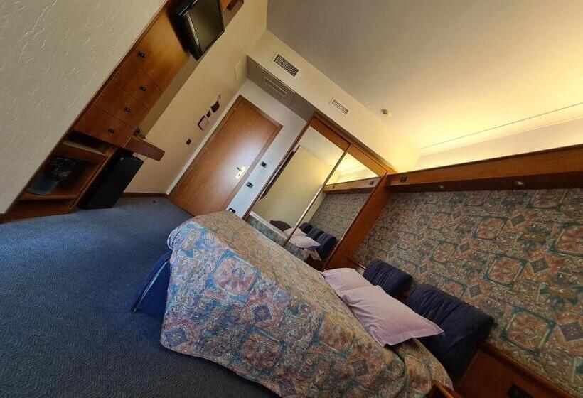 Номер Стандарт Вид на Море с Балконом, Sabra