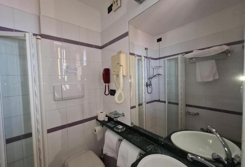 Triple Room Sea View, Sabra