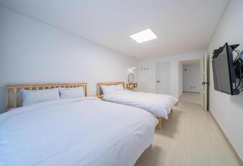 패밀리 스위트, Zio Pinetree