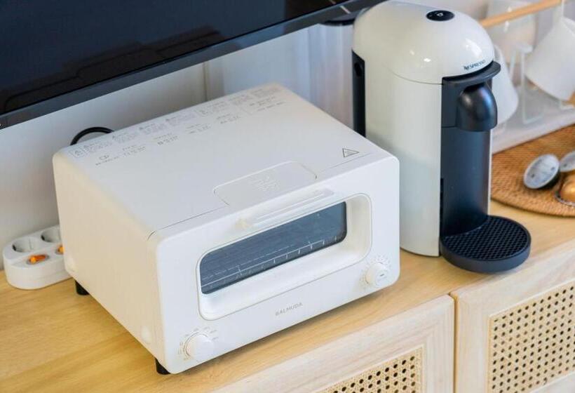 패밀리 스위트, Zio Pinetree