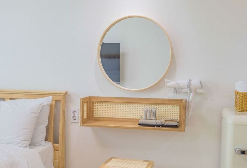 스탠다드 룸, Zio Pinetree