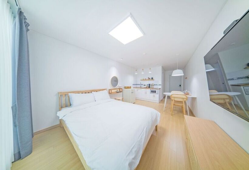 스탠다드 룸, Zio Pinetree