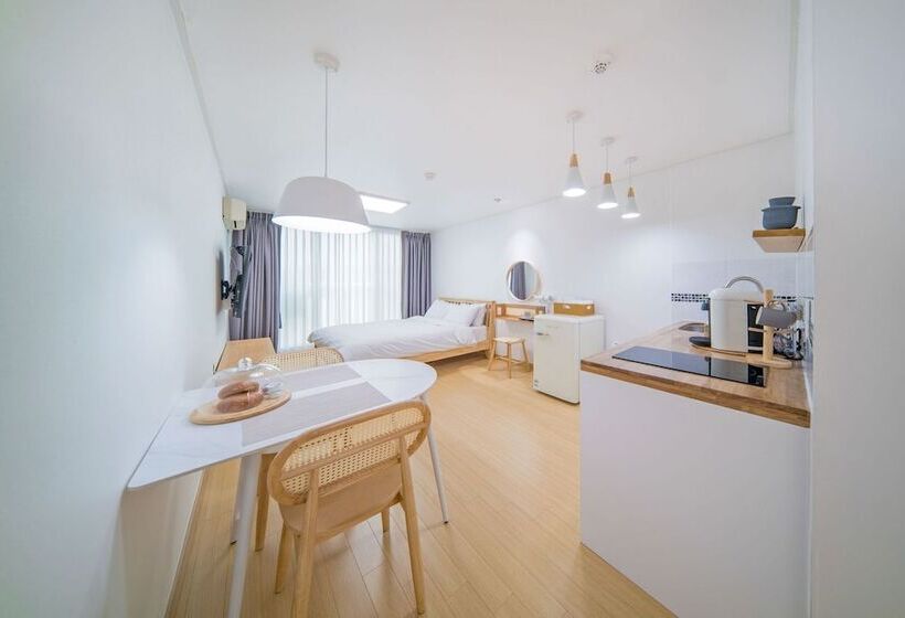 스탠다드 룸, Zio Pinetree