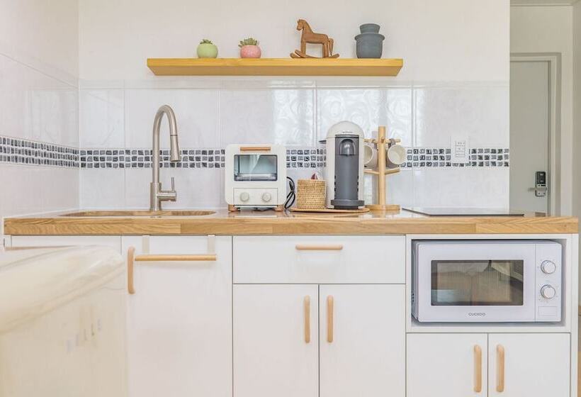 חדר סטנדרט, Zio Pinetree