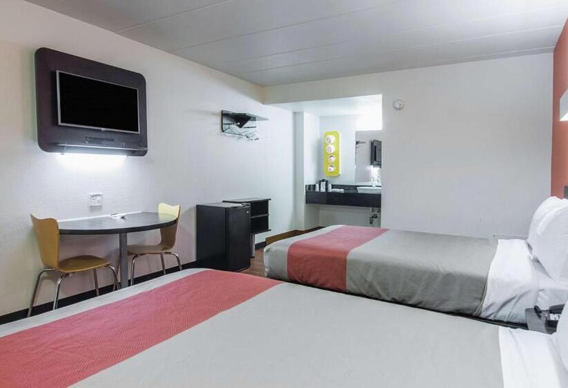 Четырехместный Номер Deluxe, Motel 6 Glassboro, Nj   Rowan University