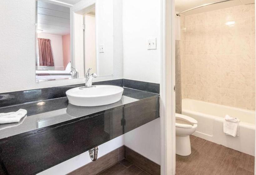 غرفة قياسية لذوى الاحتياجات الخاصة, Motel 6 Glassboro, Nj   Rowan University