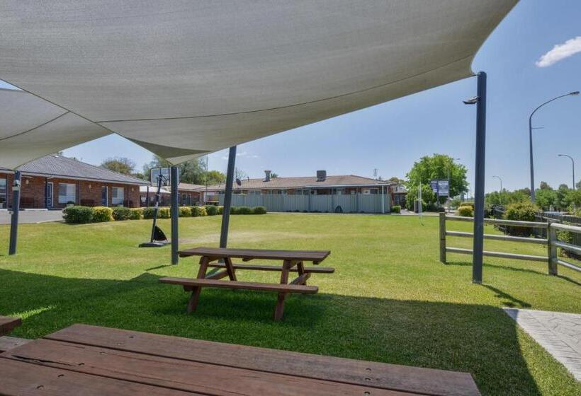 اتاق استاندارد, Cadman Motor Inn And Apartments