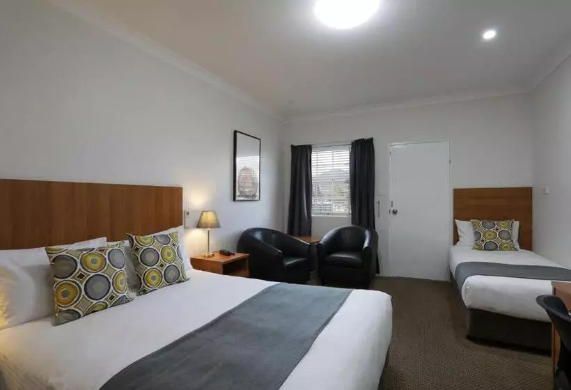 اتاق استاندارد, Cadman Motor Inn And Apartments