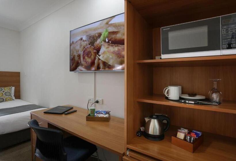 اتاق استاندارد, Cadman Motor Inn And Apartments