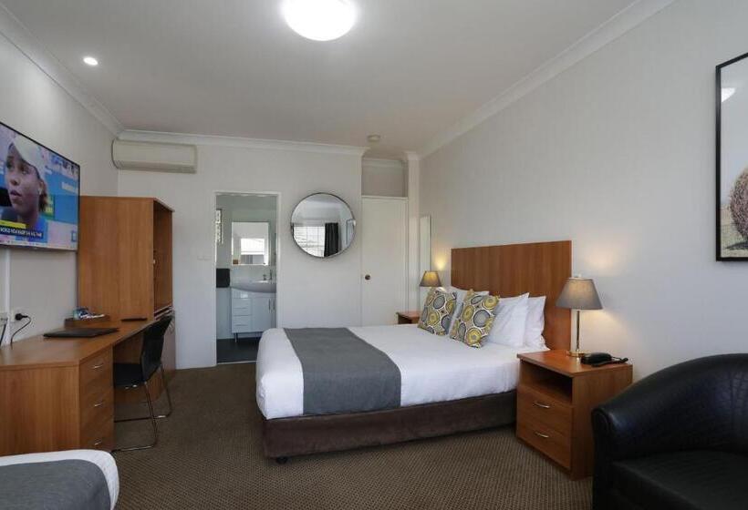 Номер Стандарт, Cadman Motor Inn And Apartments
