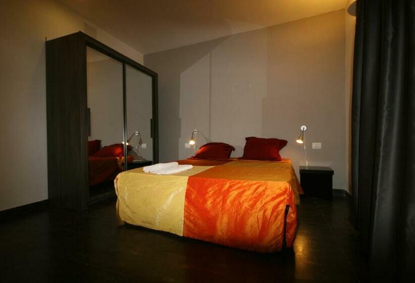 غرفة قياسية, Il Palazz8