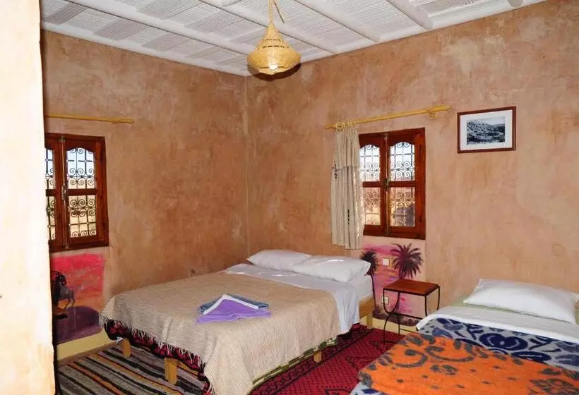 اتاق استاندارد سه نفره, La Kasbah Du Jardin