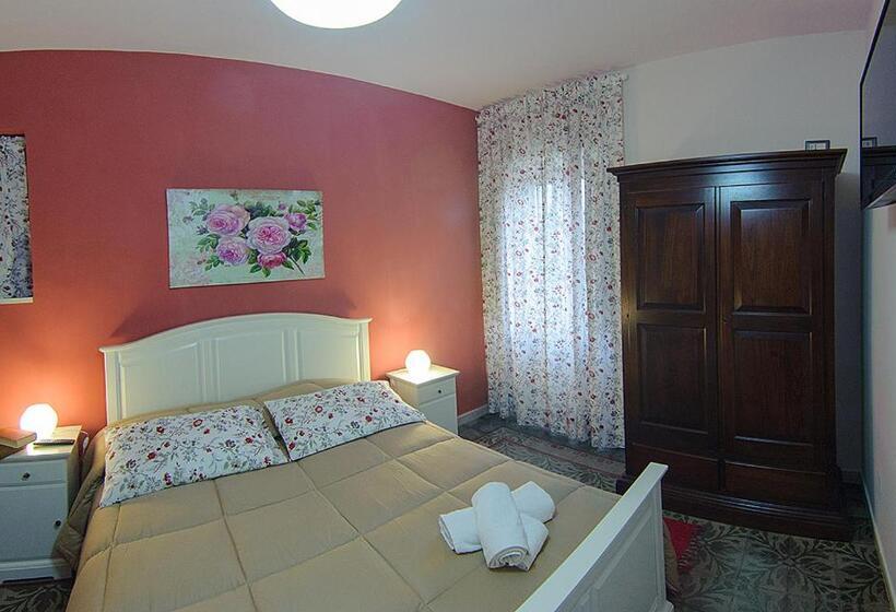 Chambre Confort, A Corte