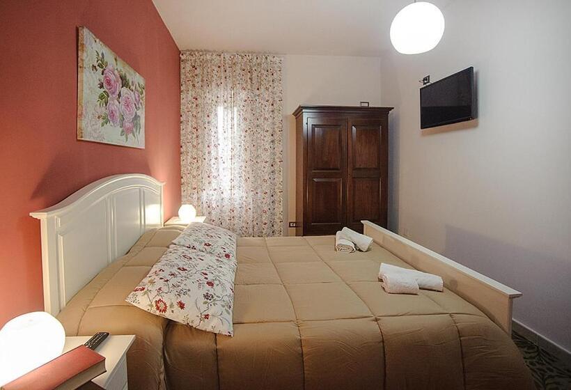 Chambre Confort, A Corte