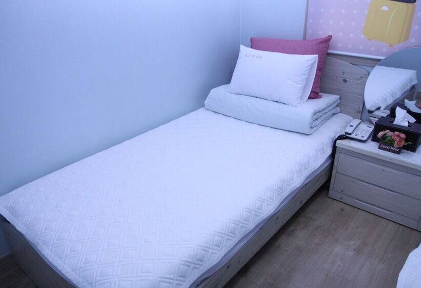 スタンダードルーム, Hostel Dahyun