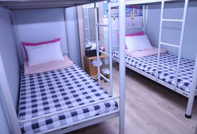 スタンダード4人部屋, Hostel Dahyun