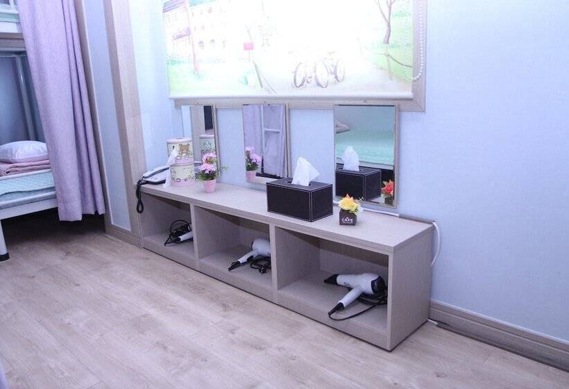 ルームシェアのワンベッド, Hostel Dahyun