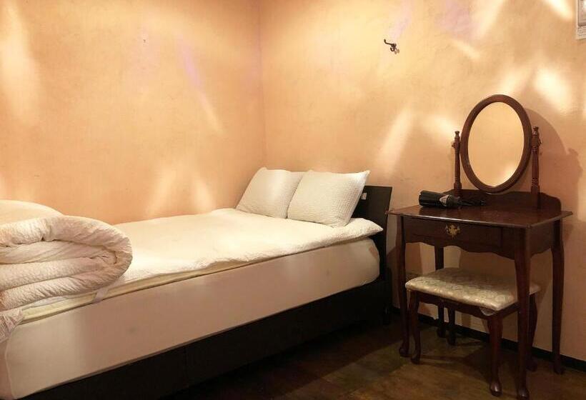 Номер Стандарт, Hostel Yume Nomad Kobe