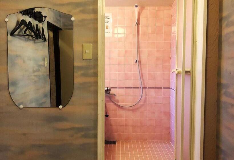 Четырехместный Номер Стандарт, Hostel Yume Nomad Kobe