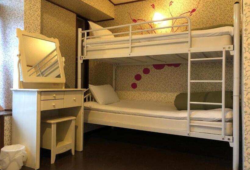 Номер Стандарт Трехместный, Hostel Yume Nomad Kobe