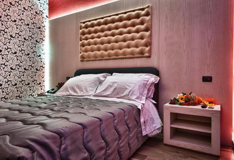 اتاق سوپریور, Angioino & Spa