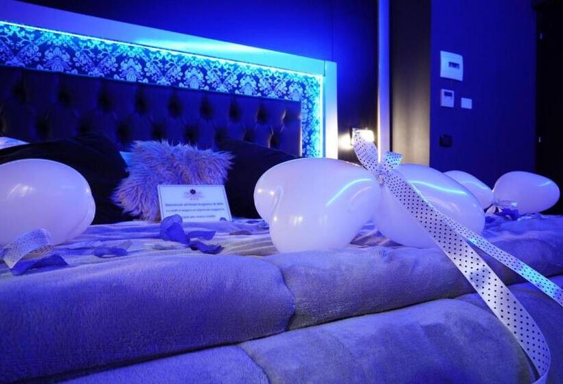 سوئیت با وان آب گرم, Angioino & Spa