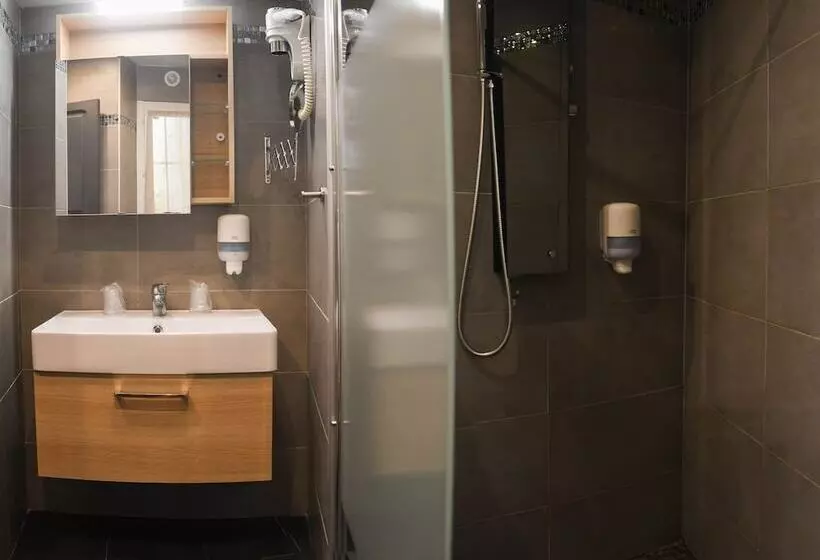 スタンダード4人部屋, Du Palais Bastia Centre