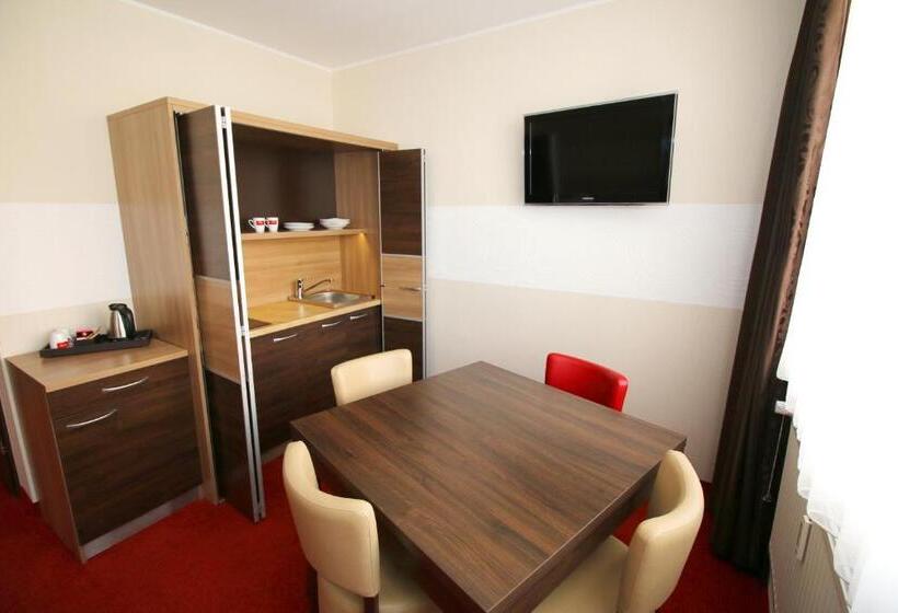 Standard Stúdió Szoba, Home