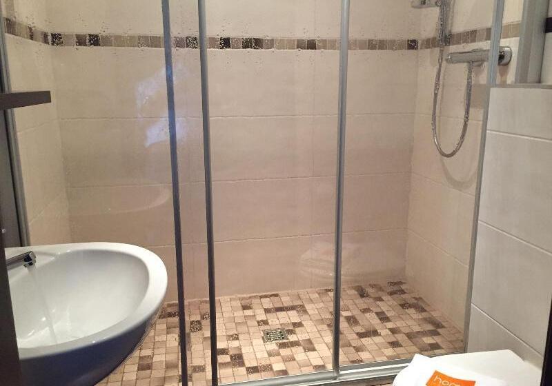 Standard Egyágyas Szoba, Home