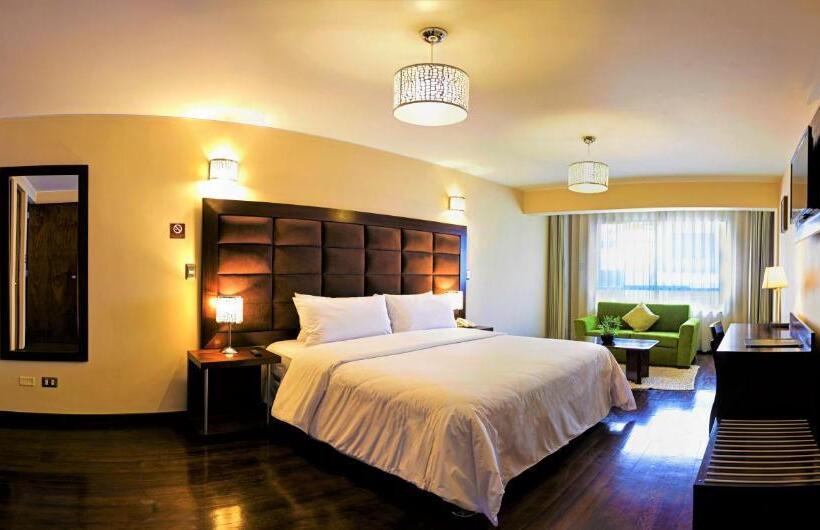 סוויטת ג'וניור, Mint