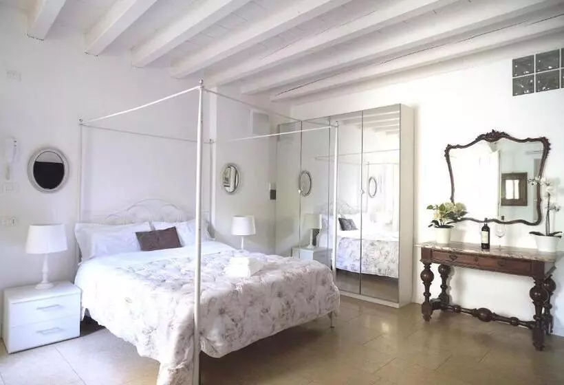 اتاق سوپریور چهار تخته, Academia Residence