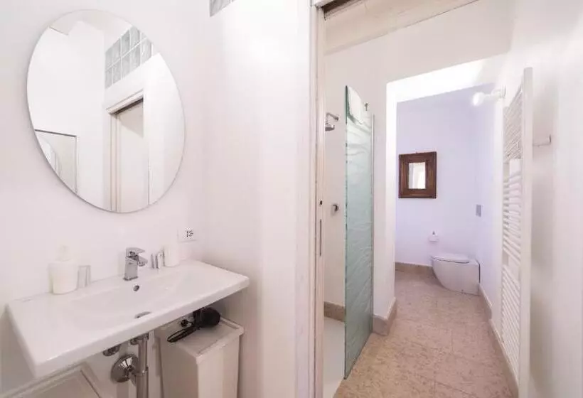 اتاق سوپریور چهار تخته, Academia Residence