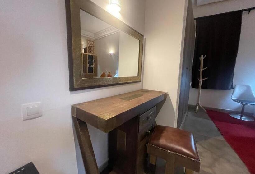 Suite, Riad Samarine