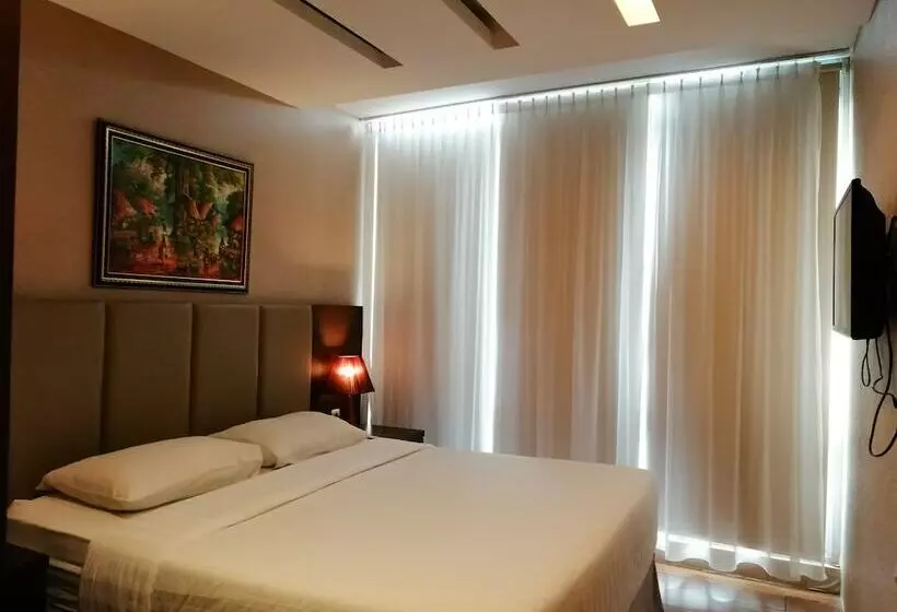 آپارتمان لوکس 2 خوابه, Royal Suite Condotel